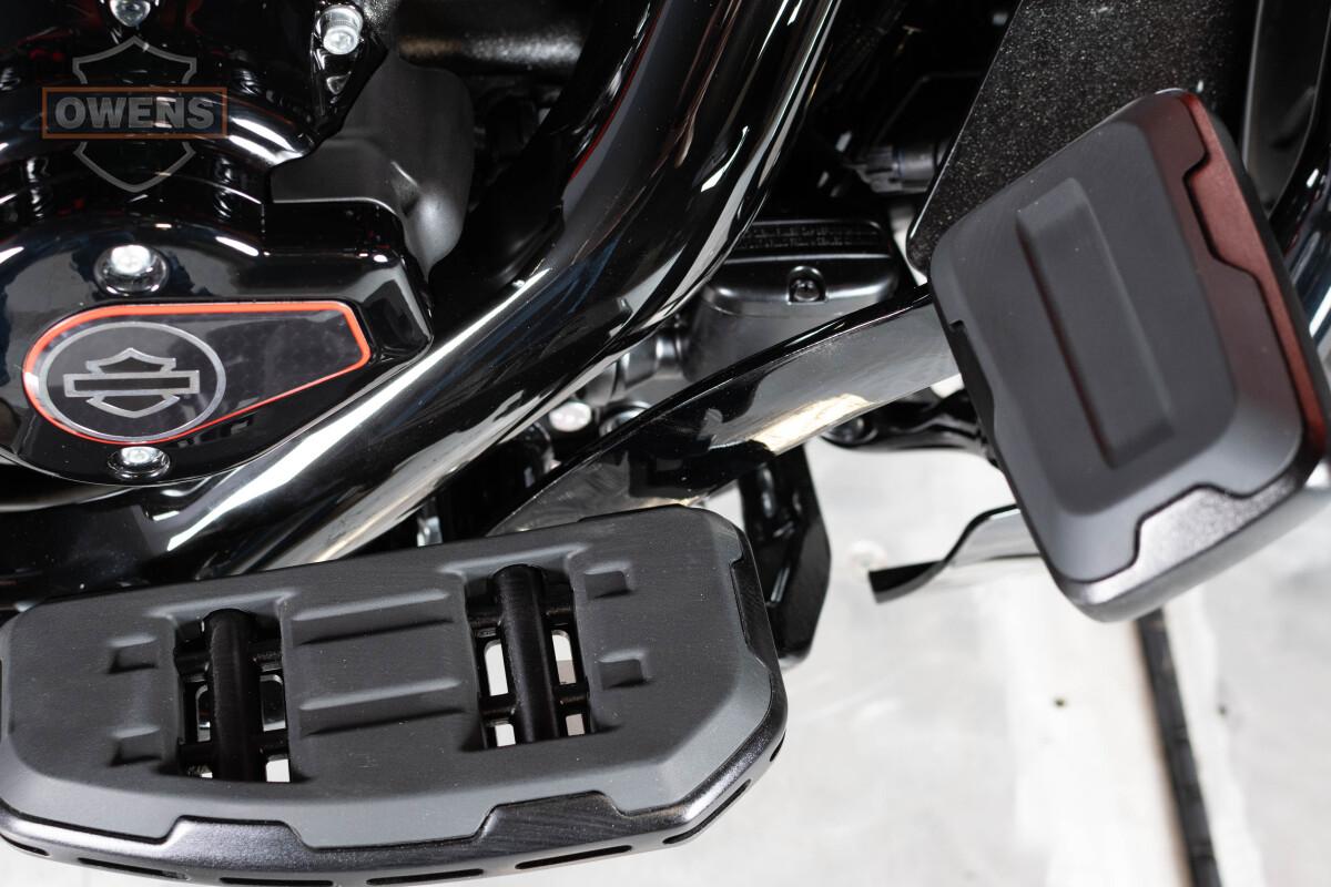 2026 HARLEY-DAVIDSON CVO ROAD GLIDE ST FLTRXSTSE