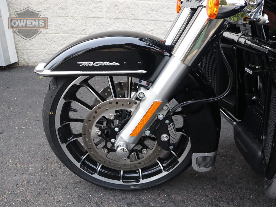 2025 HARLEY-DAVIDSON TRI GLIDE ULTRA FLHTCUTG
