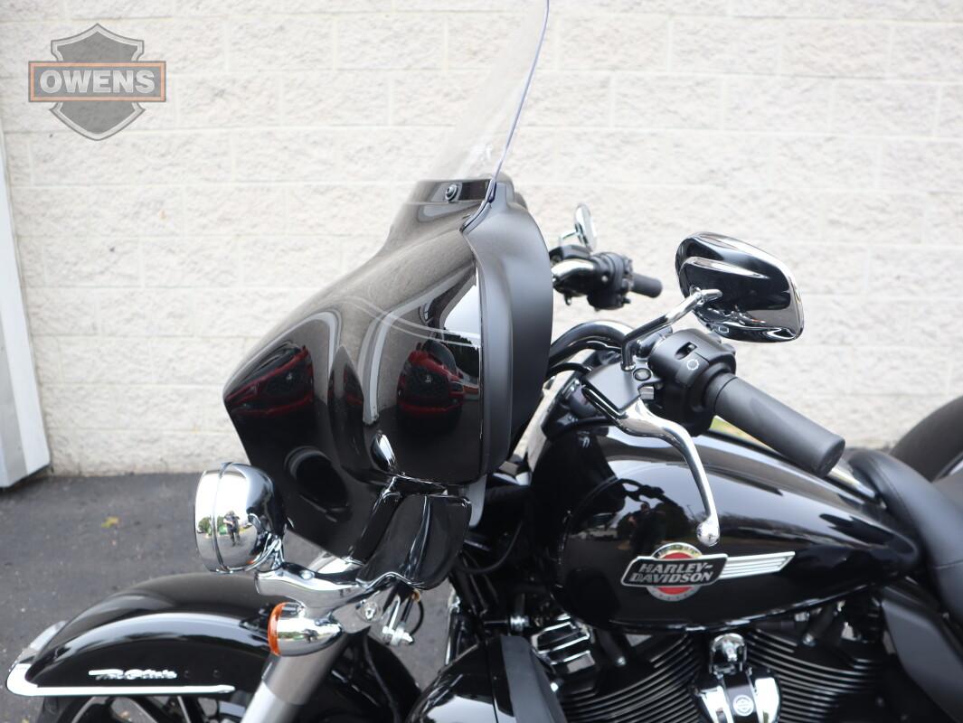 2025 HARLEY-DAVIDSON TRI GLIDE ULTRA FLHTCUTG