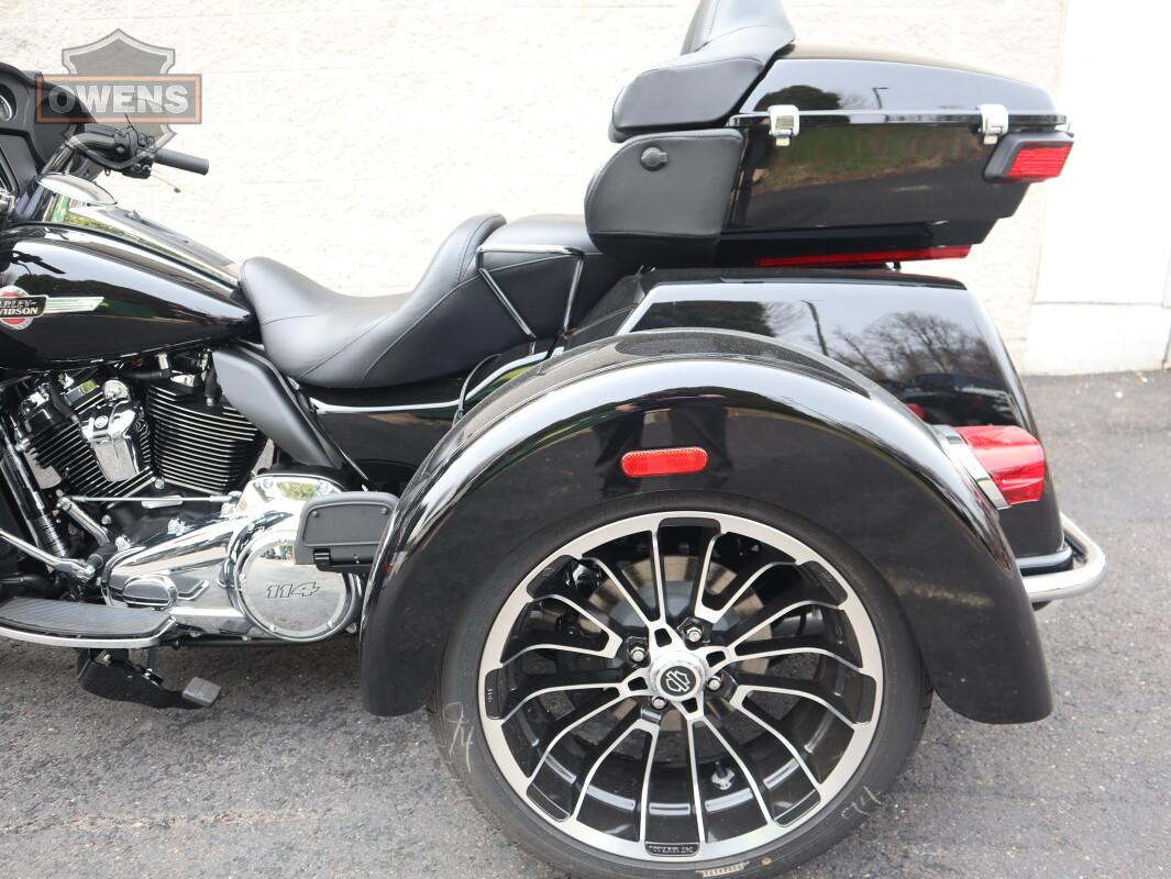 2025 HARLEY-DAVIDSON TRI GLIDE ULTRA FLHTCUTG