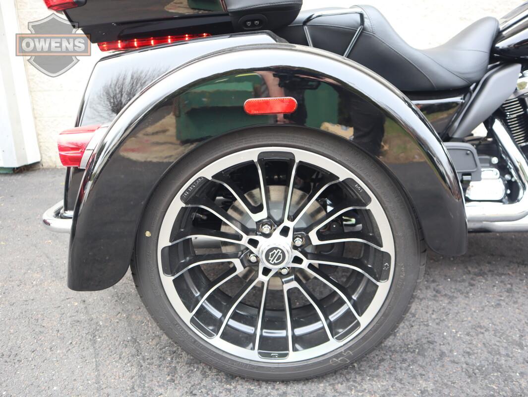 2025 HARLEY-DAVIDSON TRI GLIDE ULTRA FLHTCUTG