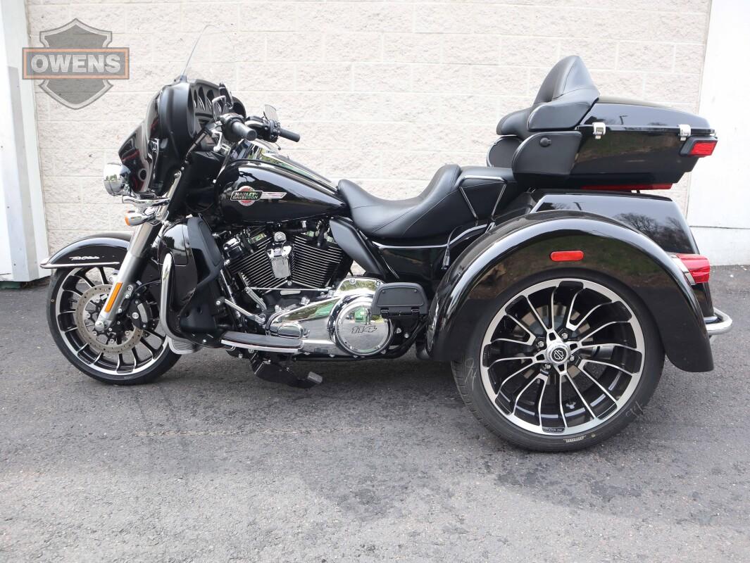 2025 HARLEY-DAVIDSON TRI GLIDE ULTRA FLHTCUTG