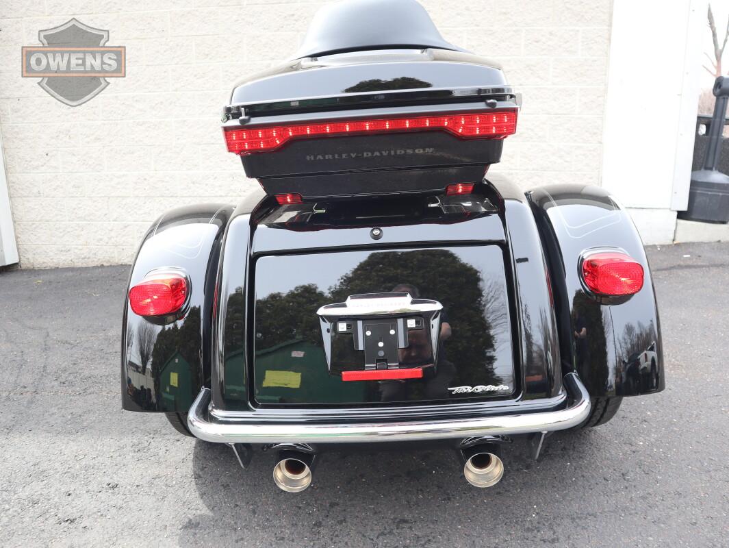 2025 HARLEY-DAVIDSON TRI GLIDE ULTRA FLHTCUTG