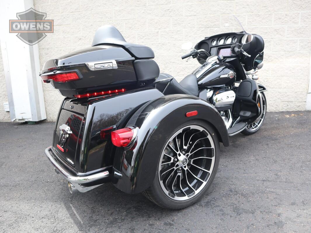 2025 HARLEY-DAVIDSON TRI GLIDE ULTRA FLHTCUTG