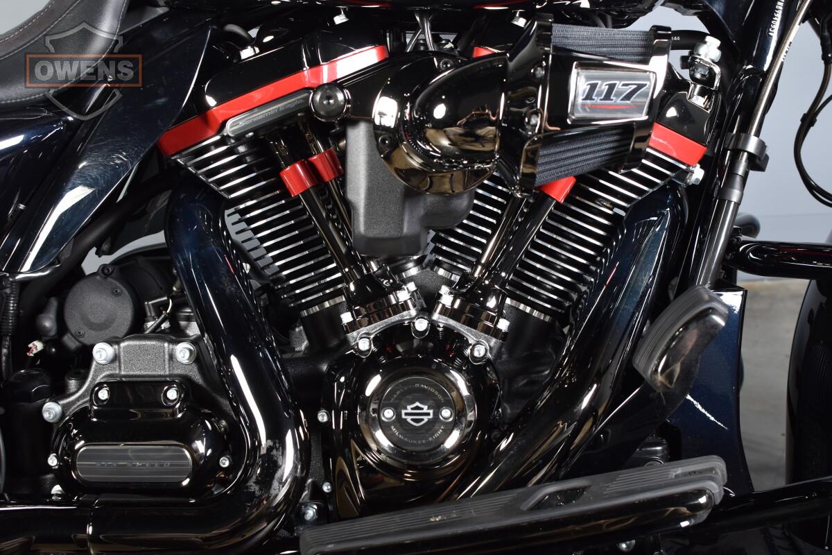 2022 HARLEY-DAVIDSON CVO STREET GLIDE FLHXSE