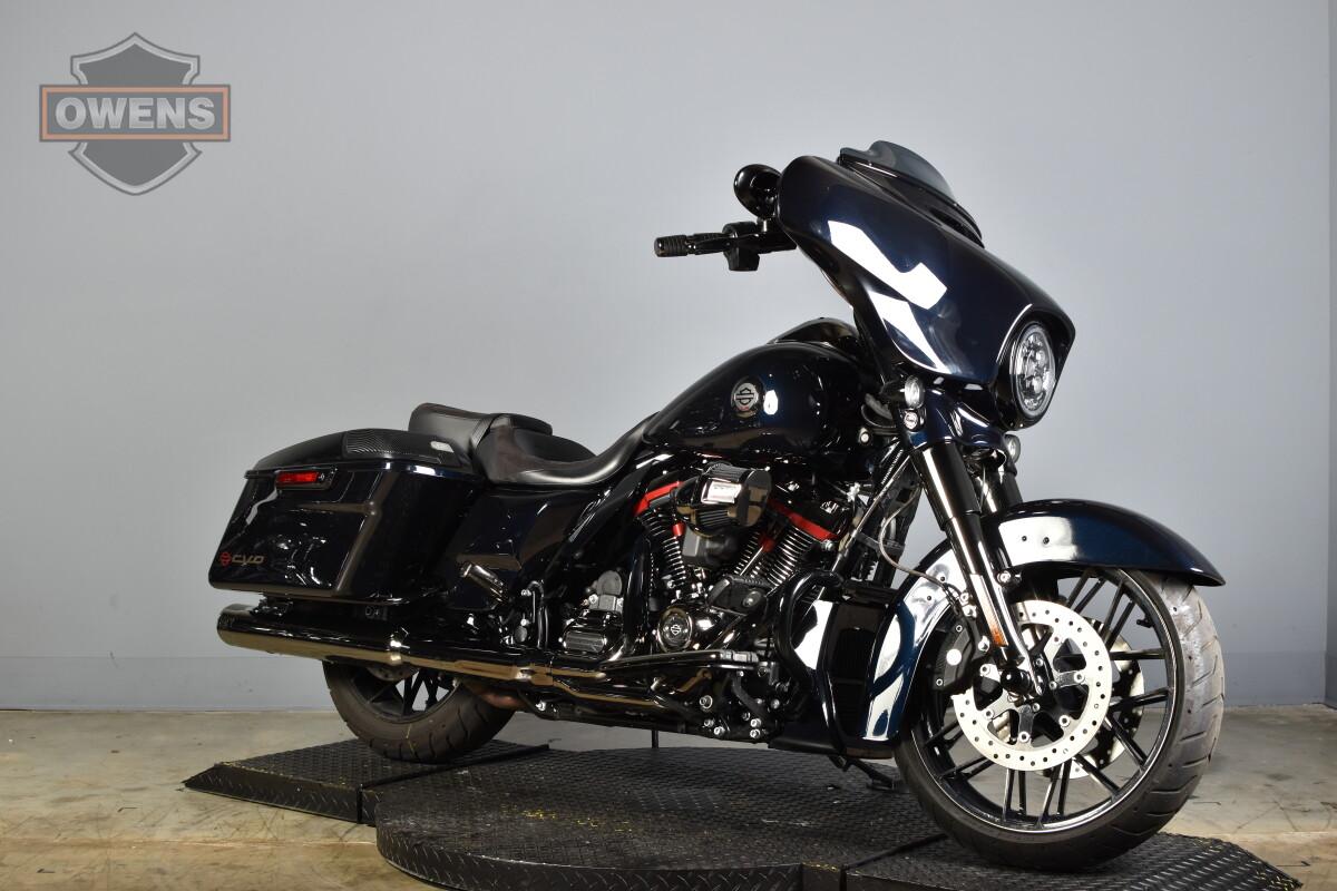 2022 HARLEY-DAVIDSON CVO STREET GLIDE FLHXSE
