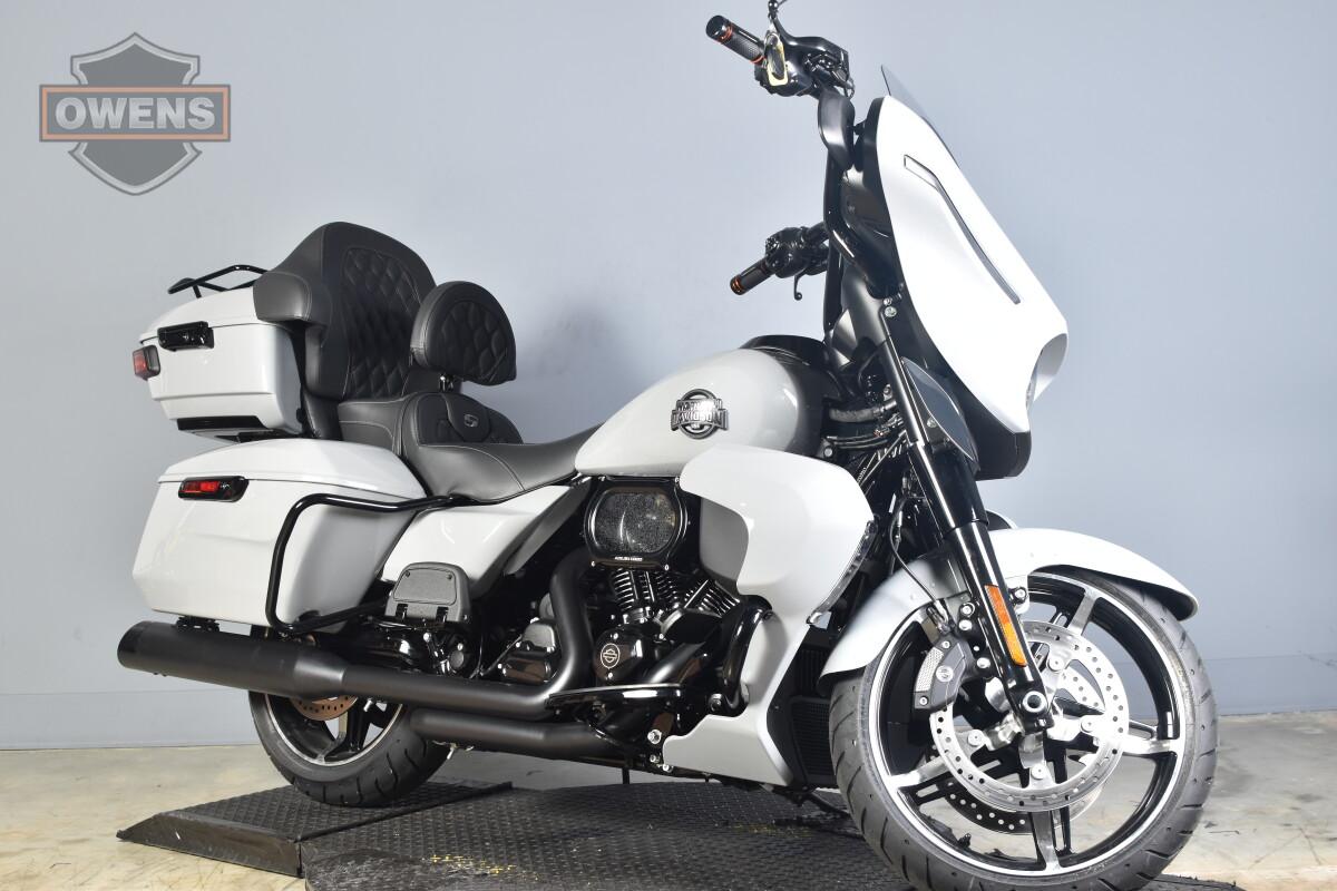 2025 HARLEY-DAVIDSON STREET GLIDE ULTRA FLHXU