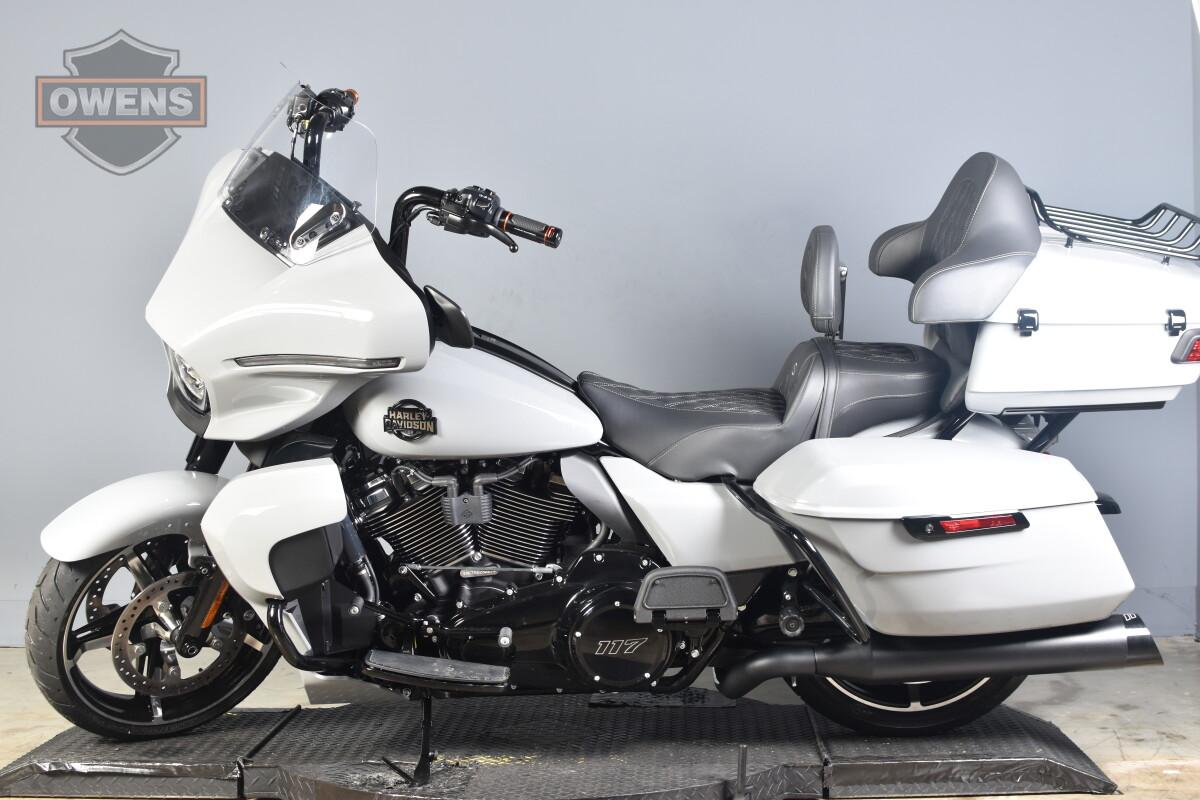 2025 HARLEY-DAVIDSON STREET GLIDE ULTRA FLHXU