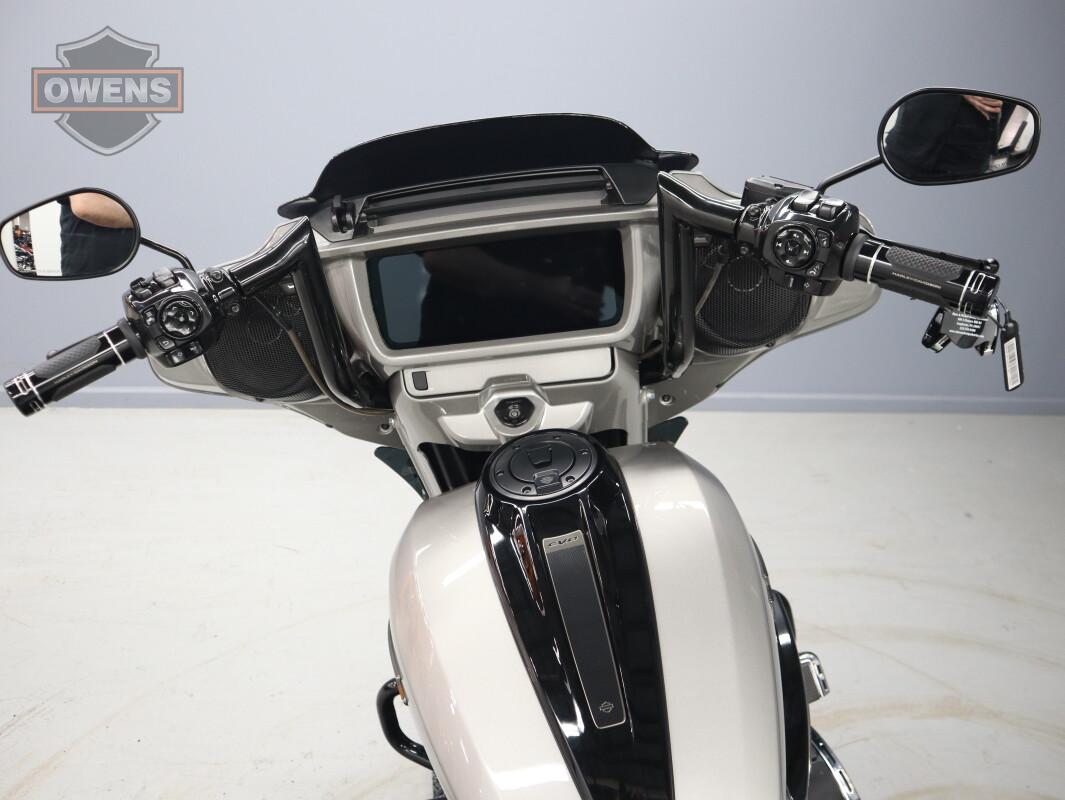 2023 HARLEY-DAVIDSON CVO STREET GLIDE FLHXSE