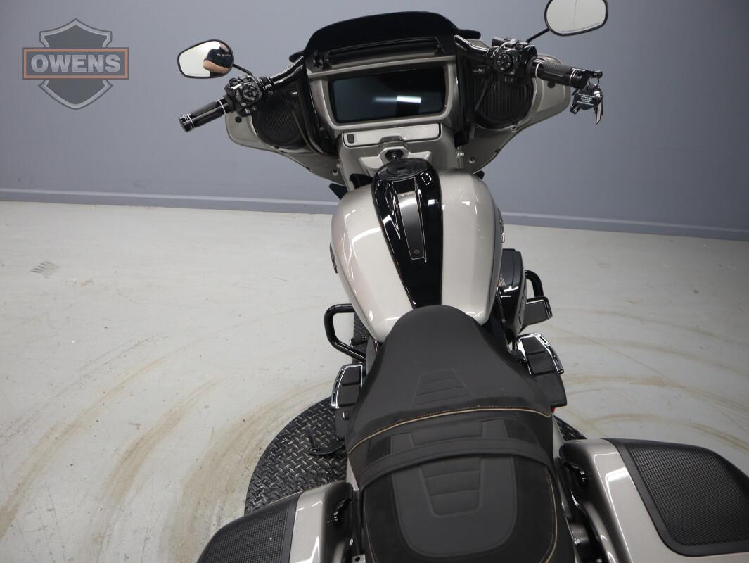 2023 HARLEY-DAVIDSON CVO STREET GLIDE FLHXSE